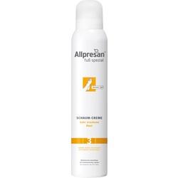 Weiße Sprühdose mit Fußpflege-Schaumcreme für sehr trockene Haut.
